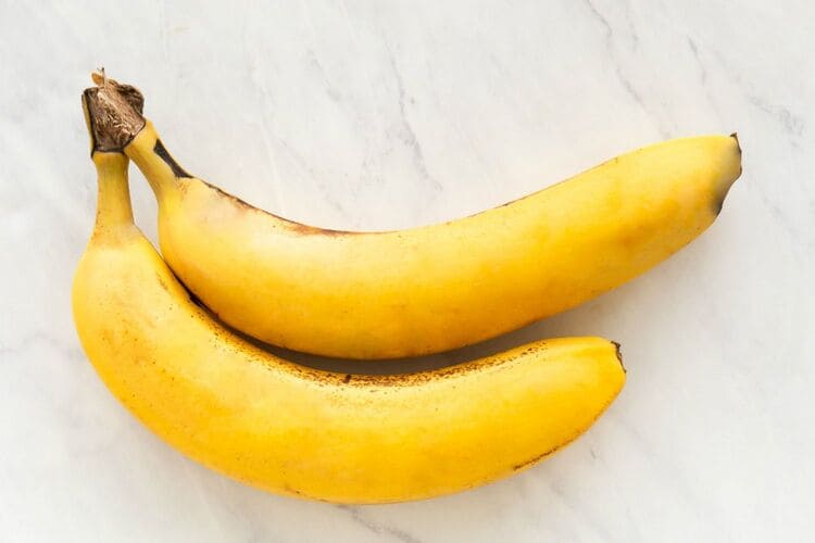 ما هو عدد السعرات الحرارية في الموز؟