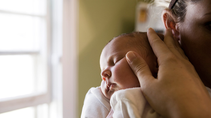 كيفية التعامل مع نزلات البرد عند الرضع